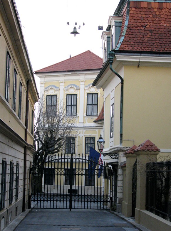 Reconstruction of Visoka residence