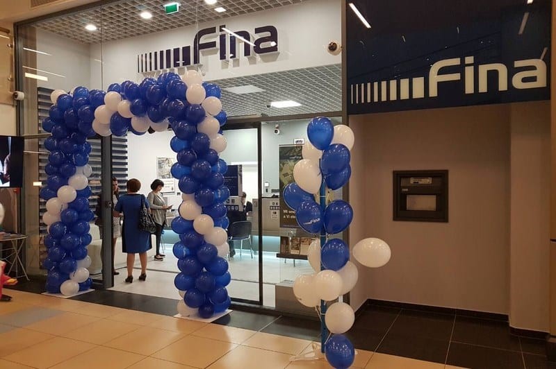 Various ˝fit out˝ projects